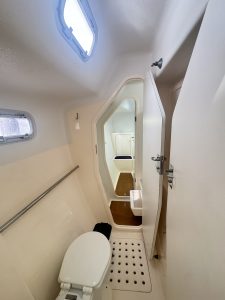 bath, Voyage 430 Norseman, catamaran for sale