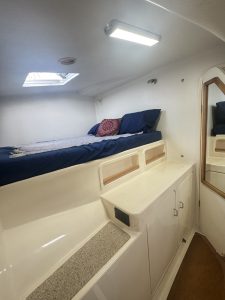 bed, Voyage 430 Norseman, catamaran for sale