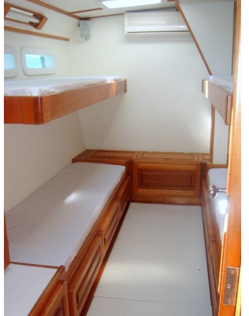 bed, Custom, power catamaran for sale