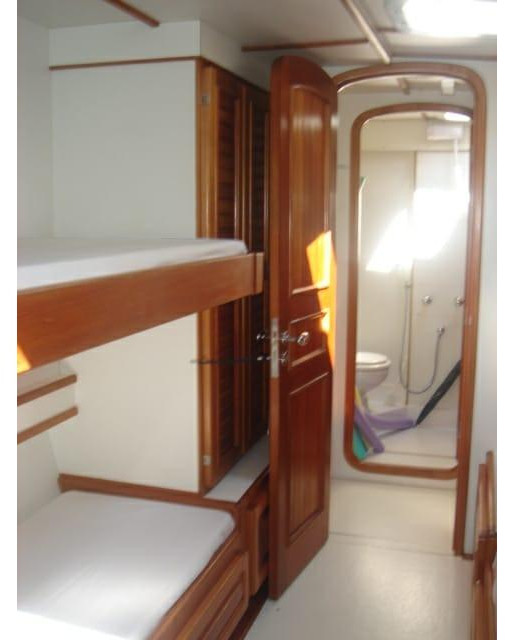 bed, Custom, power catamaran for sale