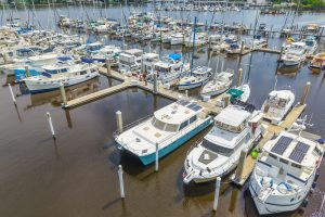 exterior, Maine Cat P-47, power catamaran for sale