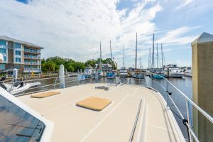 deck, Maine Cat P-47, power catamaran for sale