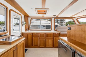 salon, Maine Cat P-47, power catamaran for sale