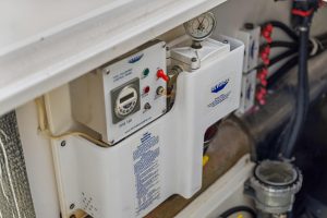 electrical, Maine Cat P-47, power catamaran for sale