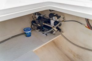 mechanical, Maine Cat P-47, power catamaran for sale