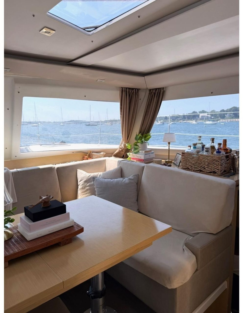 salon, FP 44 Helia, catamaran for sale
