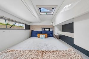 bed, Leopard 43 PowerCat, power catamaran for sale