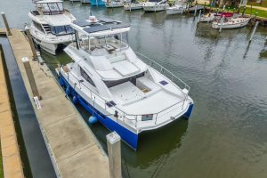exterior, Leopard 43 PowerCat, power catamaran for sale
