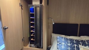 Aquila 44, power catamaran for sale