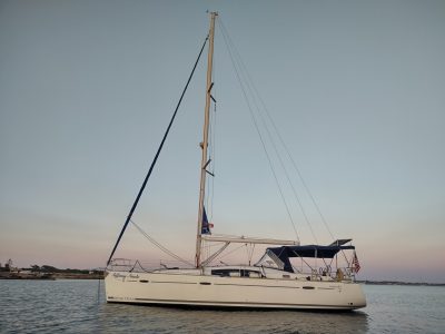 Beneteau Oceanis 43