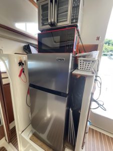 interior, Gemini 105, catamaran for sale