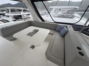 cockpit, Leopard 53 PowerCat, power catamaran for sale