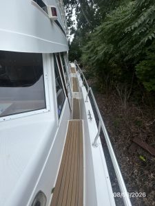 deck, Mainship 430 Trawler, trawler for sale