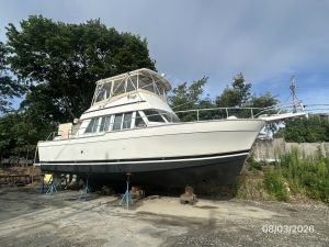 boatyard, Mainship 430 Trawler, trawler for sale