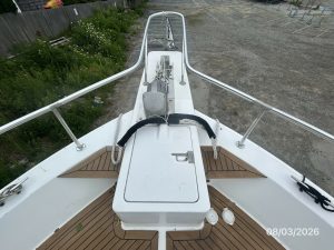deck, Mainship 430 Trawler, trawler for sale