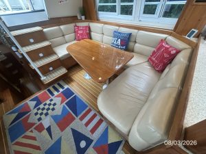 salon, Mainship 430 Trawler, trawler for sale