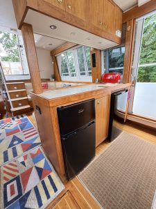 interior, Mainship 430 Trawler, trawler for sale