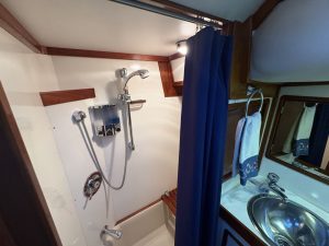 bath, Custom, sailboat for sale