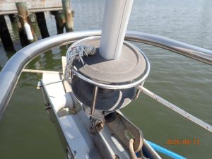 deck, Hunter, sailboat for sale