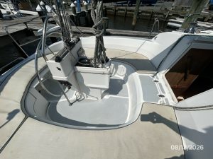cockpit, Hunter, sailboat for sale