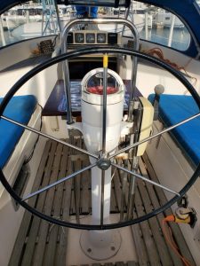 helm, Wauquiez 43 Amphitrite, sailboat for sale
