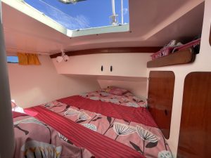 bed, Corbin 39 Mark I, sailboat for sale