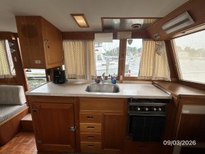interior, Grand Banks 42 Classic, trawler for sale