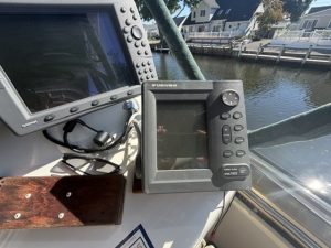 helm, Silverton 34C, trawler for sale