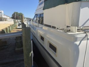 exterior, Silverton 34C, trawler for sale