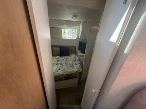 bed, Silverton 34C, trawler for sale