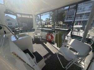 exterior, Silverton 34C, trawler for sale