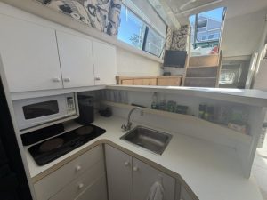 interior, Silverton 34C, trawler for sale