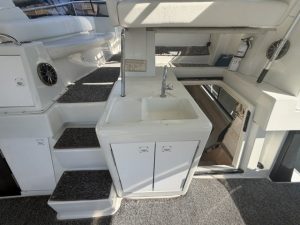 cockpit, Silverton 34C, trawler for sale