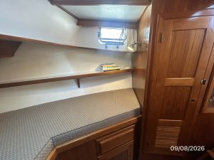 bed, Monk 36, trawler for sale