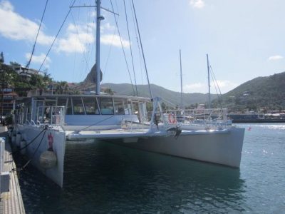 H2X 82 Maxi Day Charter Cat