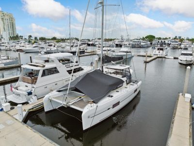 Lagoon 42