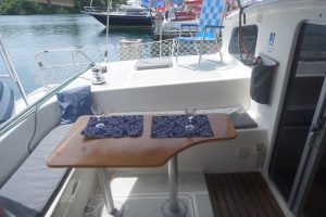 cockpit, Voyage 430 Norseman, catamaran for sale
