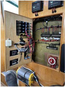 electrical, Summer Twins 28, catamaran for sale