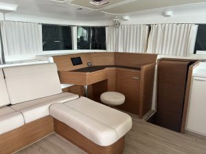 Lagoon 440, catamaran for sale
