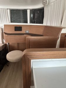 Lagoon 440, catamaran for sale