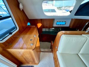 salon, PDQ 42 Antares, catamaran for sale