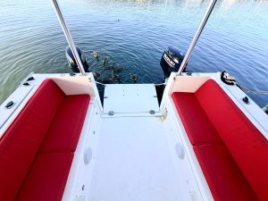 cockpit, Great Harbour TT35, trawler for sale