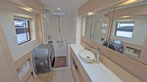 bath, Nautitech 40 Open, catamaran for sale